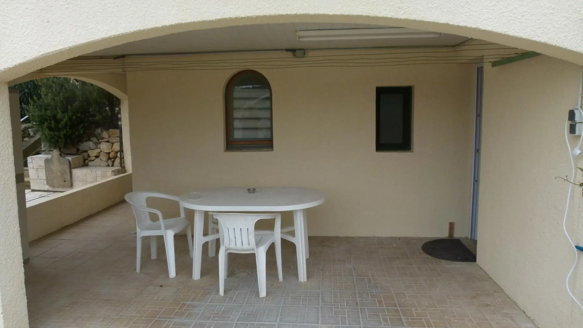 Notre Vie La Bed & Breakfast Roussas